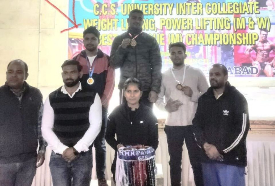 Manish Kaushik student of BPES 2nd year won silver medal in CCS University