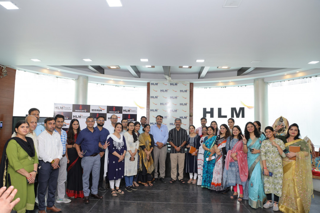 HLM College organized an Interactive Session on Role of Media In Empowering People