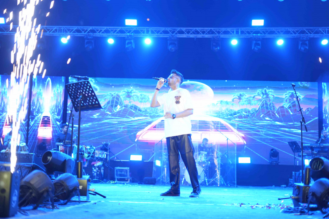HLM Fiesta - Madhur Sharma set the stage on fire, an unforgettable night of music.